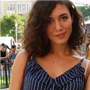 Maturanda offre aiuto compiti e ripetizioni, di materie umanistiche, a bambini e ragazzi di elementari e medie. Massima serietà e disponibilità